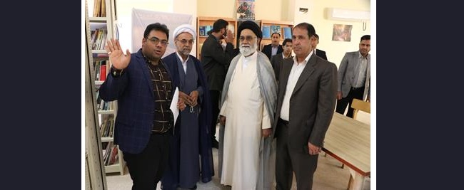 کتابخانه مرکزی شهرستان بندر لنگه بازگشایی شد