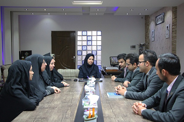 دیدار اعضای شورای هماهنگی روابط عمومی‌های استان با مدیرکل کتابخانه‌های یزد 