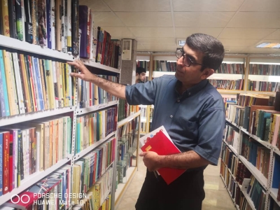 پرسه زنی کتابدارانه در لابه لای تاریخ کتابخانه‌ها و کتابفروشی‌های شیراز