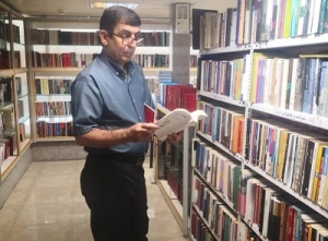 در ستایش معلمی که دروازه دنیای کتاب را به رویم گشود