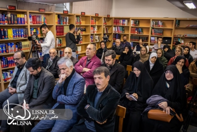 گزارش تصویری محفل شعر «بانوی آسمانی»