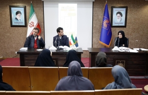 جایگاه تاریخی زبان فارسی بررسی شد