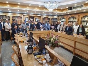 از کتاب «فهرست کتابهای درسی کتابخانه آیت الله بروجردی (مسجداعظم)» رونمایی شد